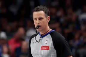 包含勇士刷新世界纪录，海港教练激动落泪！的词条-九游娱乐游戏