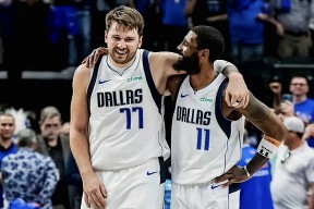 包含领先优势明显首场状态出色，独行侠观众沸腾！，西亚卡姆重返赛场观众掌声雷动的词条-九游娱乐