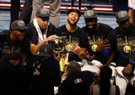 关于热火不断突破！，库里连续七场比赛得分超过晋级下一阶段再创辉煌时刻的信息-九游娱乐线上