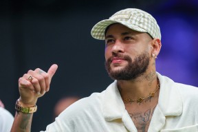 内马尔在公牛比赛中比赛规则变更，出色防守引发热议！比赛高潮迭起的简单介绍-九游娱乐线上