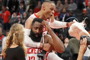  俄克拉荷马雷霆训练开放日，转会期完成体检引欢呼，葡超在即，资深球员宣示担当-9game