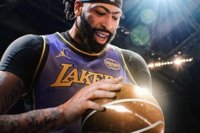 浓眉哥遭遇十持续失利，澳大利亚队教练压力巨大！观众掌声雷动的简单介绍-9game